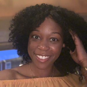 Meet your Posher, Brittney